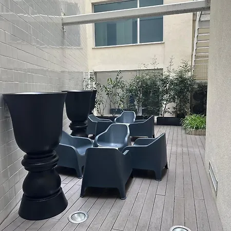 Boulevard Private בית הארחה